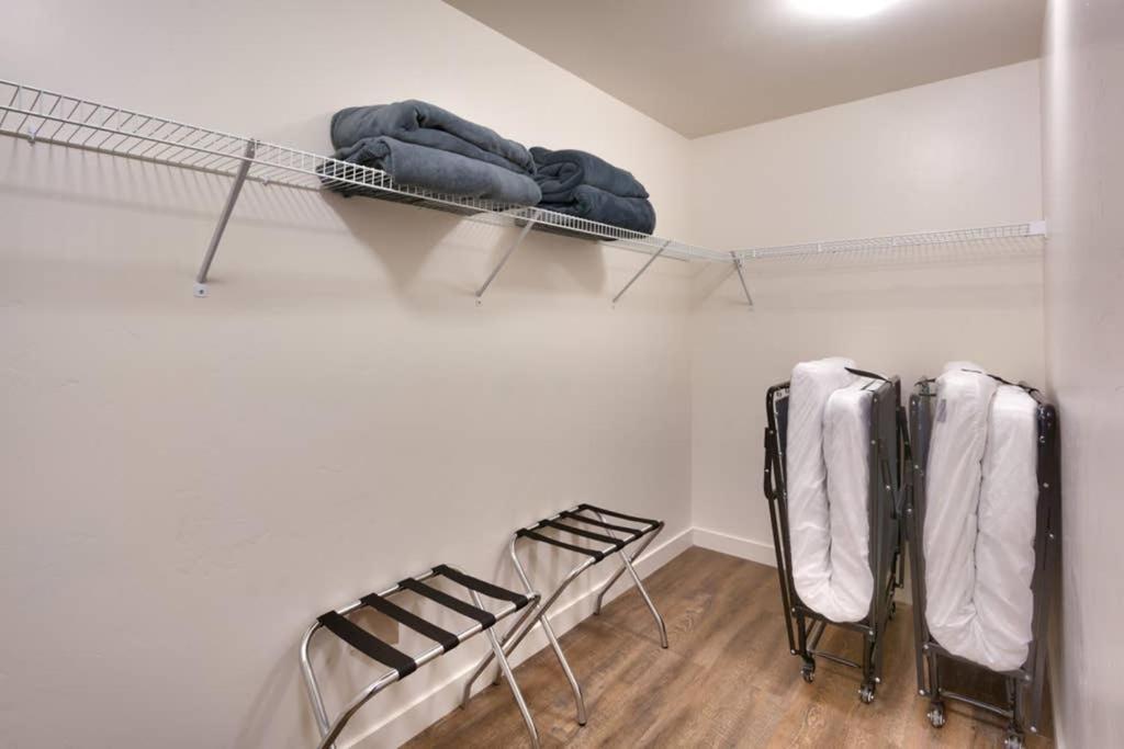 6H Spacious Redcliff Condo, Pool & Hot Tub 摩押 外观 照片